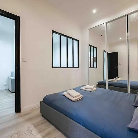 Apartament Charming In The Center Of